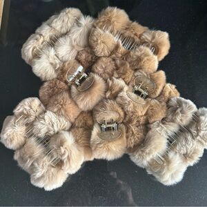 Real Fur Hair Clip Claw luxurious bunny fur NWOT beautiful hair Accessories